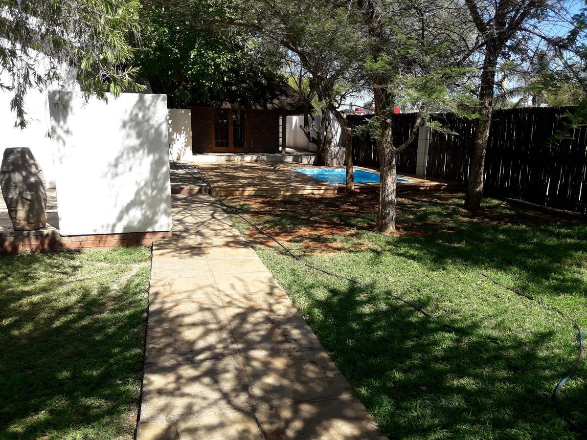 Airport Hotel Kimberley Exterior photo